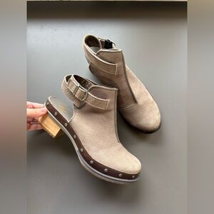 Chaco Cataluna Clogs- 7
